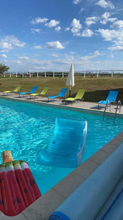 Kourline Villalunoterie Futuroscope Piscine Spa Oyre المظهر الخارجي الصورة